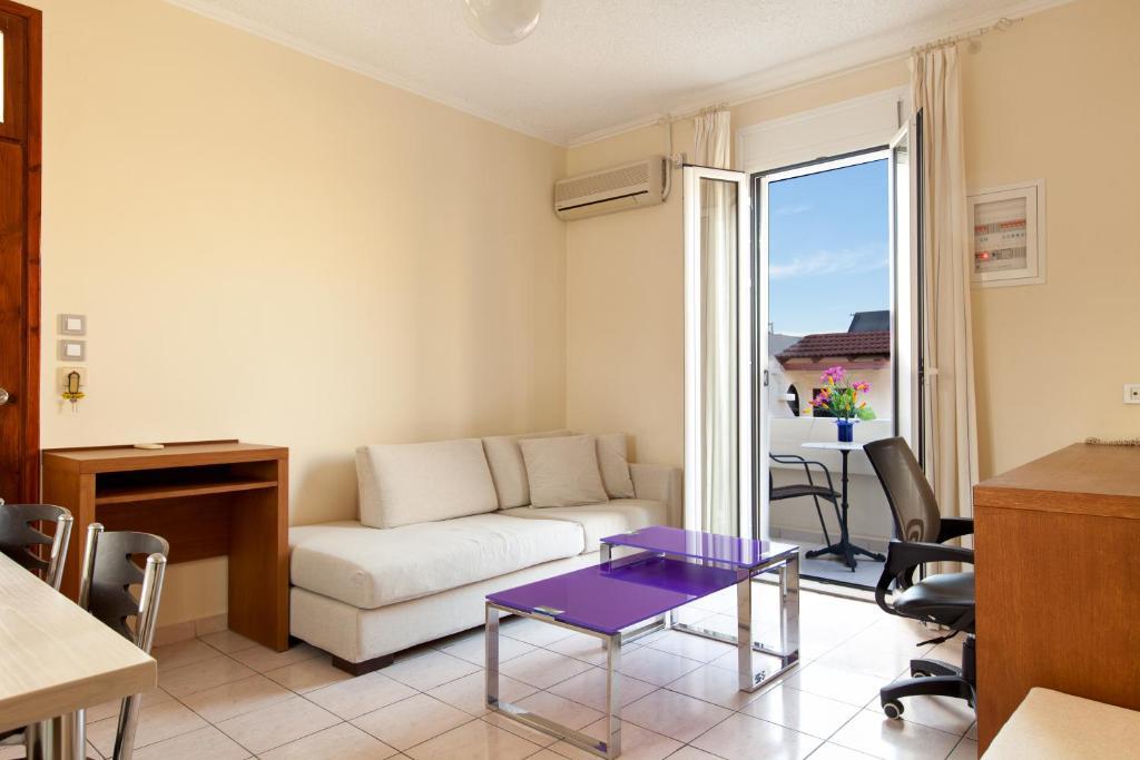 Giorgi'S Blue Apartments Kalathas Quarto foto