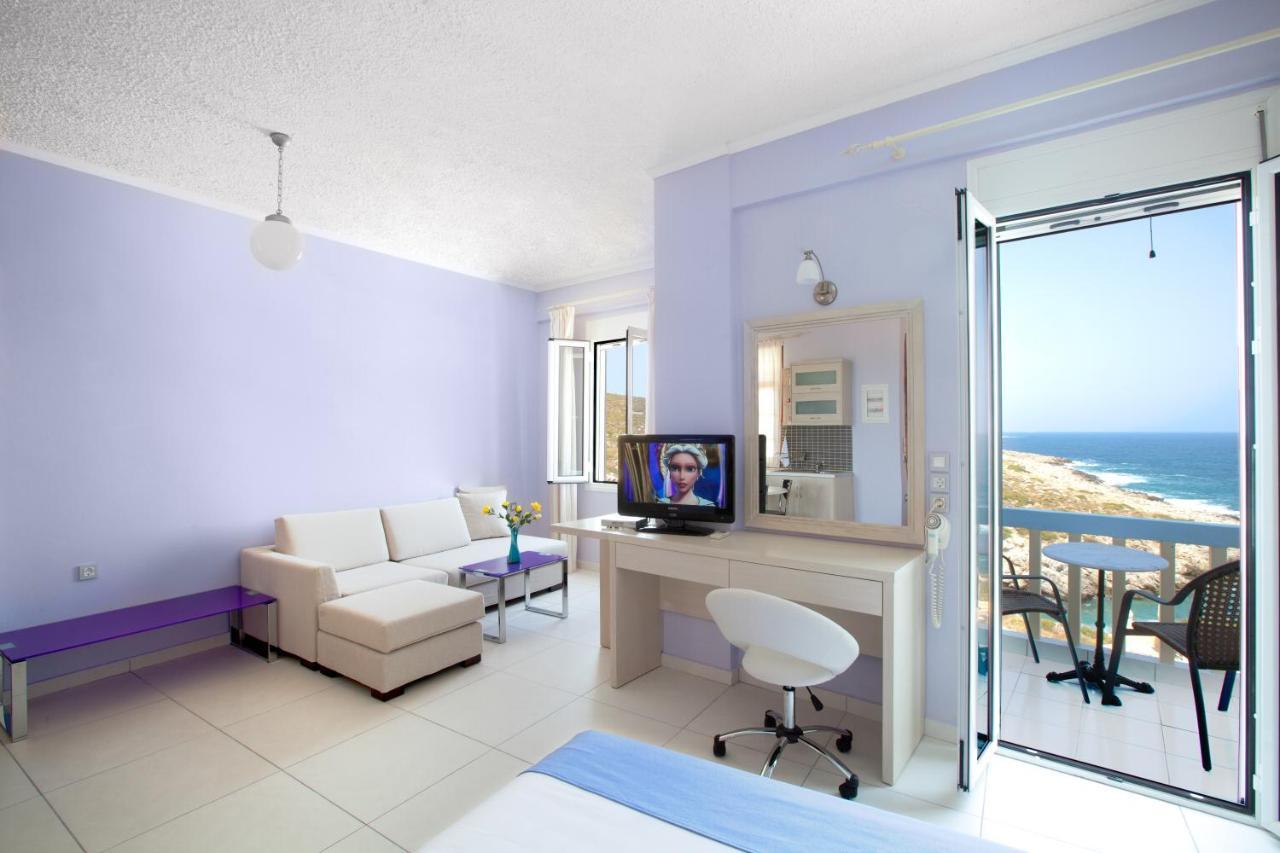 Giorgi'S Blue Apartments Kalathas Quarto foto